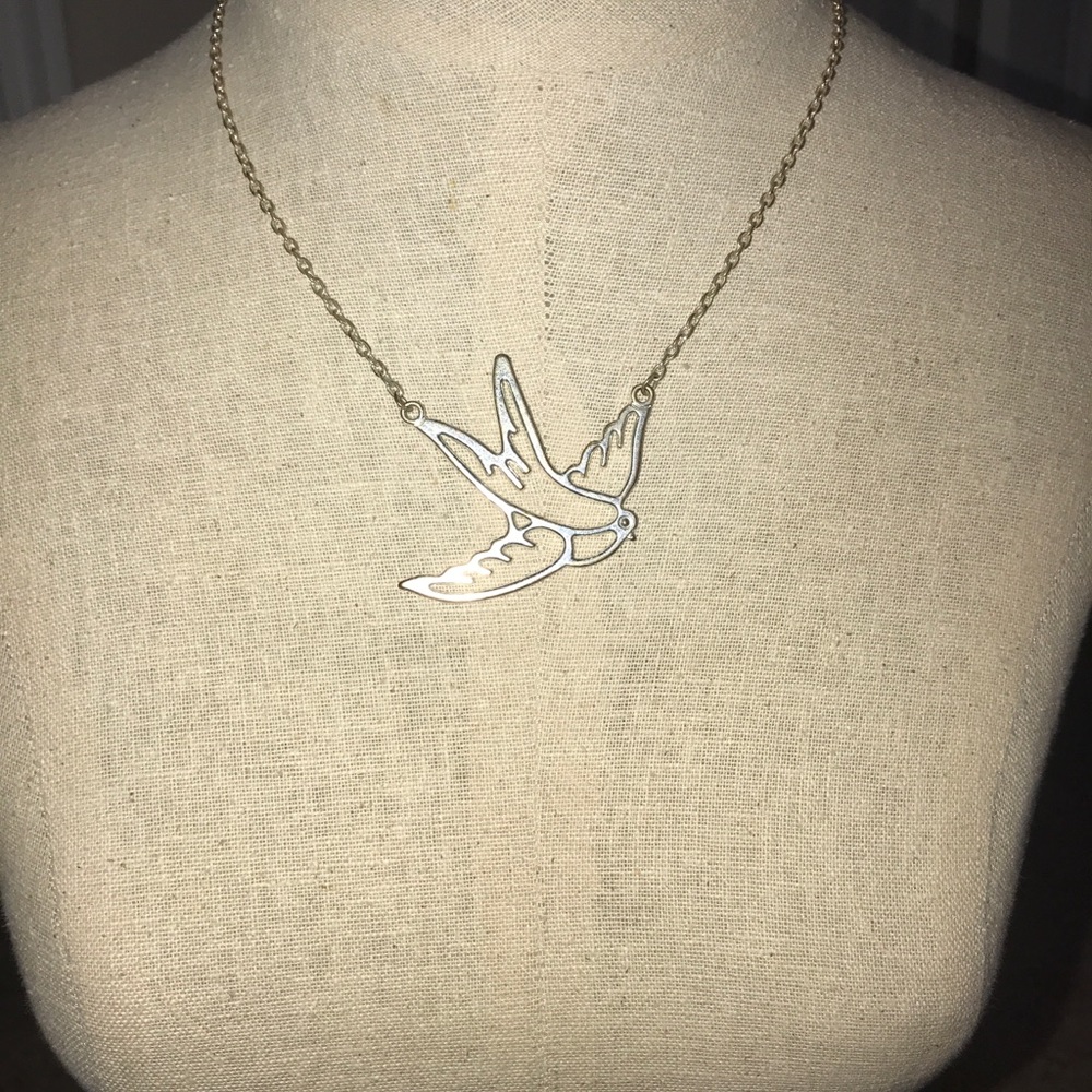 Necklace - Picture 7 of 7